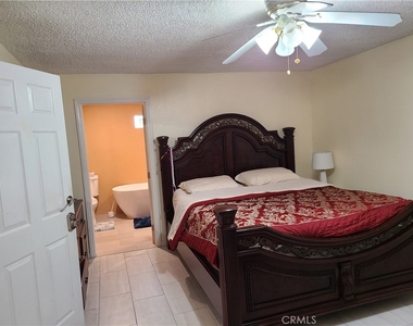 11685 Holmes - Photo Thumbnail 5