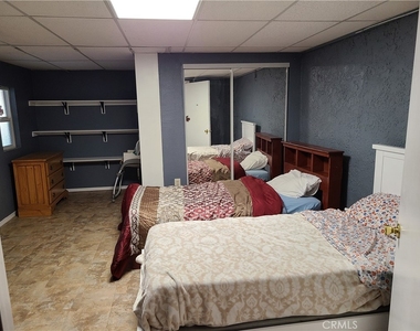 11685 Holmes - Photo Thumbnail 24