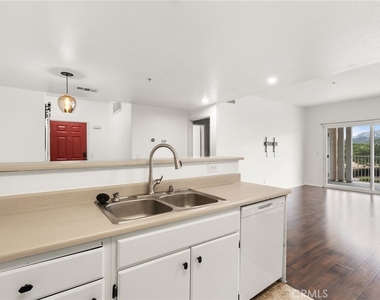 31239 Taylor Lane - Photo Thumbnail 14