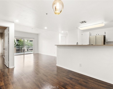 31239 Taylor Lane - Photo Thumbnail 8
