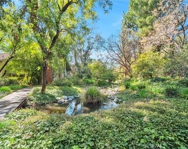7101 Farralone Avenue - Photo Thumbnail 36