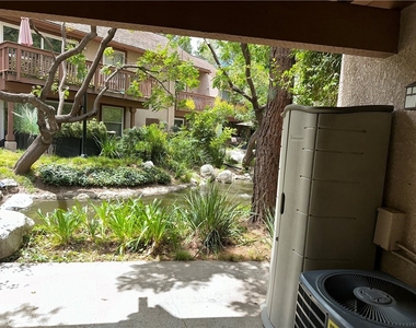 7101 Farralone Avenue - Photo Thumbnail 15