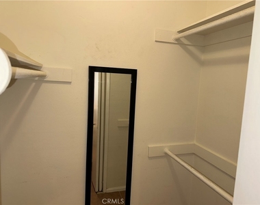 7101 Farralone Avenue - Photo Thumbnail 13