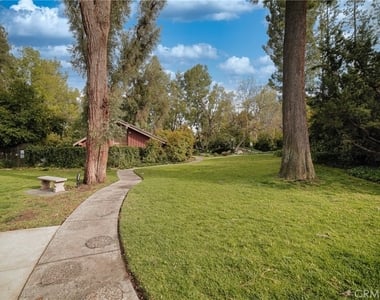 7101 Farralone Avenue - Photo Thumbnail 38