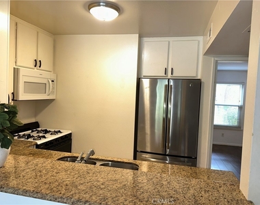 7101 Farralone Avenue - Photo Thumbnail 9