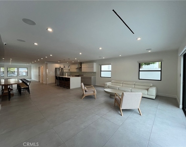 5735 Saloma - Photo Thumbnail 6