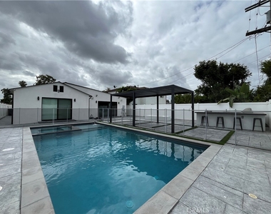 5735 Saloma - Photo Thumbnail 16