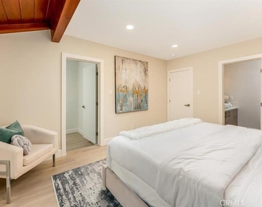 5628 Ponce Avenue - Photo Thumbnail 28
