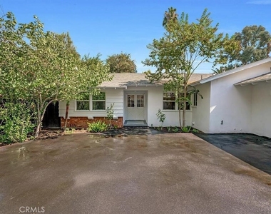 5628 Ponce Avenue - Photo Thumbnail 1