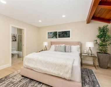 5628 Ponce Avenue - Photo Thumbnail 27