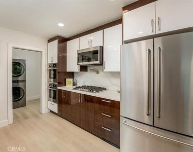 5628 Ponce Avenue - Photo Thumbnail 14