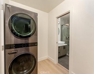 5628 Ponce Avenue - Photo Thumbnail 19