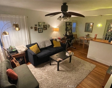 326 W Oliver Street - Photo Thumbnail 2