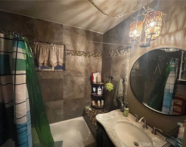 326 W Oliver Street - Photo Thumbnail 13