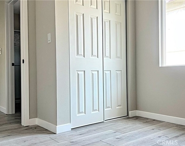 6900 Oso Avenue - Photo Thumbnail 20