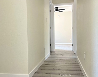 6900 Oso Avenue - Photo Thumbnail 14