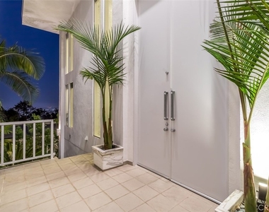 1255 Hilldale - Photo Thumbnail 10