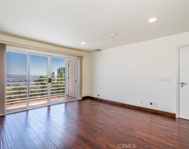 1255 Hilldale - Photo Thumbnail 28