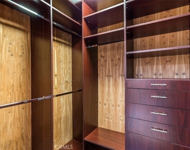 1255 Hilldale - Photo Thumbnail 31
