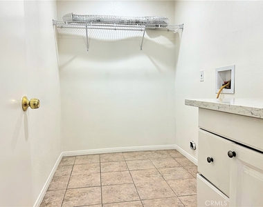 1143 Elizabeth Lake - Photo Thumbnail 52