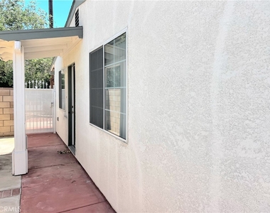1143 Elizabeth Lake - Photo Thumbnail 41