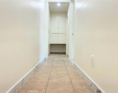 1143 Elizabeth Lake - Photo Thumbnail 13
