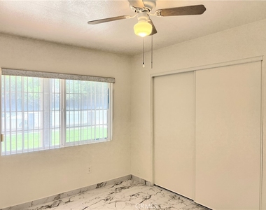 1143 Elizabeth Lake - Photo Thumbnail 58