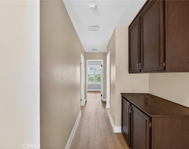 18259 Minnehaha Street - Photo Thumbnail 28