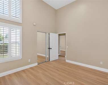 18259 Minnehaha Street - Photo Thumbnail 29