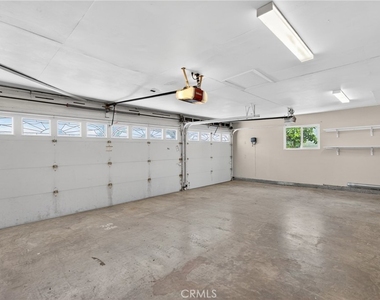 18259 Minnehaha Street - Photo Thumbnail 41