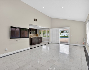 18259 Minnehaha Street - Photo Thumbnail 19