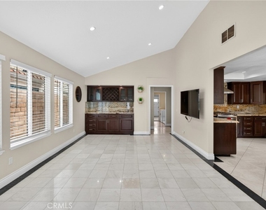 18259 Minnehaha Street - Photo Thumbnail 18