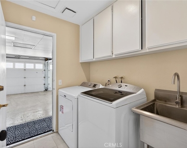 18259 Minnehaha Street - Photo Thumbnail 40