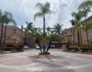 13967 Lemoli Avenue - Photo Thumbnail 2