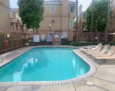 13967 Lemoli Avenue - Photo Thumbnail 4