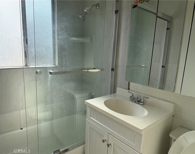 20743 Elaine Avenue - Photo Thumbnail 4