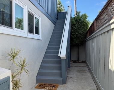 5290 E El Roble - Photo Thumbnail 1