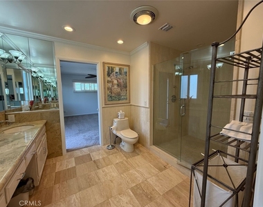 5290 E El Roble - Photo Thumbnail 15