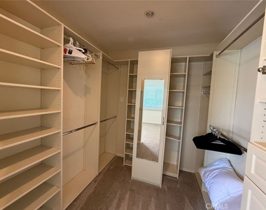 5290 E El Roble - Photo Thumbnail 6