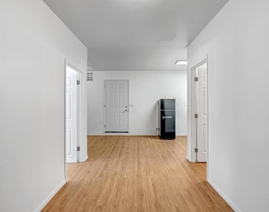 750 Hawaii Avenue - Photo Thumbnail 7