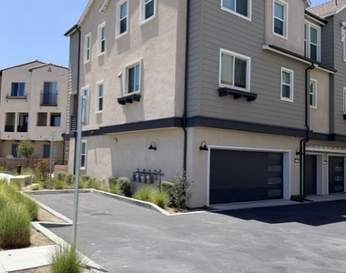 32083 Paseo Vibrantre - Photo Thumbnail 2