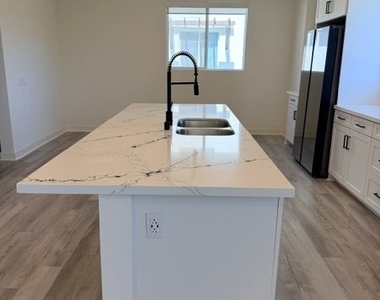 32083 Paseo Vibrantre - Photo Thumbnail 9