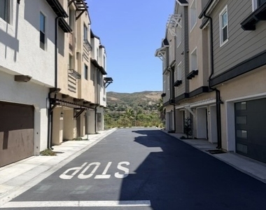 32083 Paseo Vibrantre - Photo Thumbnail 4