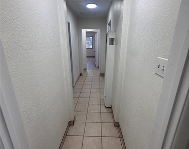 174 Magnolia Avenue - Photo Thumbnail 10