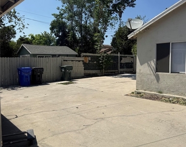 174 Magnolia Avenue - Photo Thumbnail 3