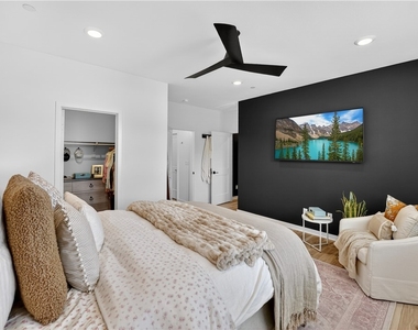 415 Besalu Terrace - Photo Thumbnail 20