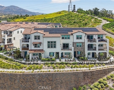 415 Besalu Terrace - Photo Thumbnail 40