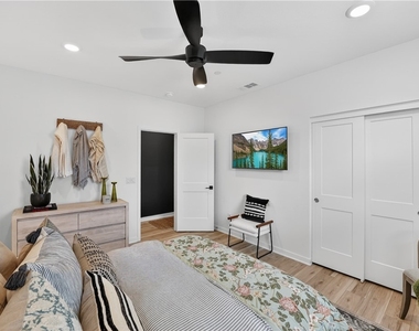 415 Besalu Terrace - Photo Thumbnail 23