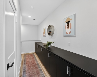 415 Besalu Terrace - Photo Thumbnail 29