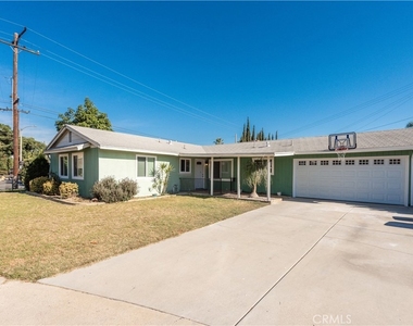 8002 San Luis - Photo Thumbnail 2